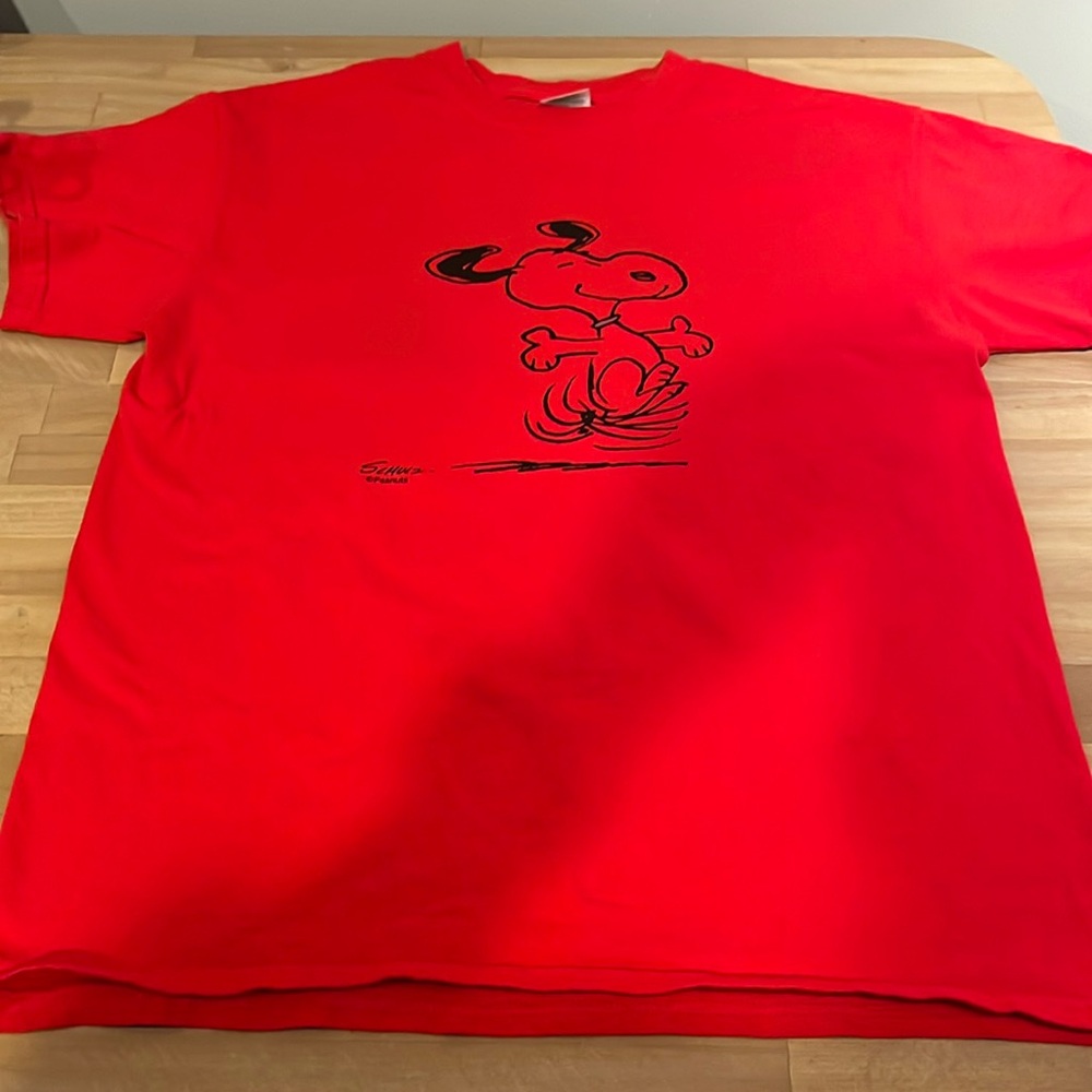 Snoopy short sleeve T-shirt, size medium